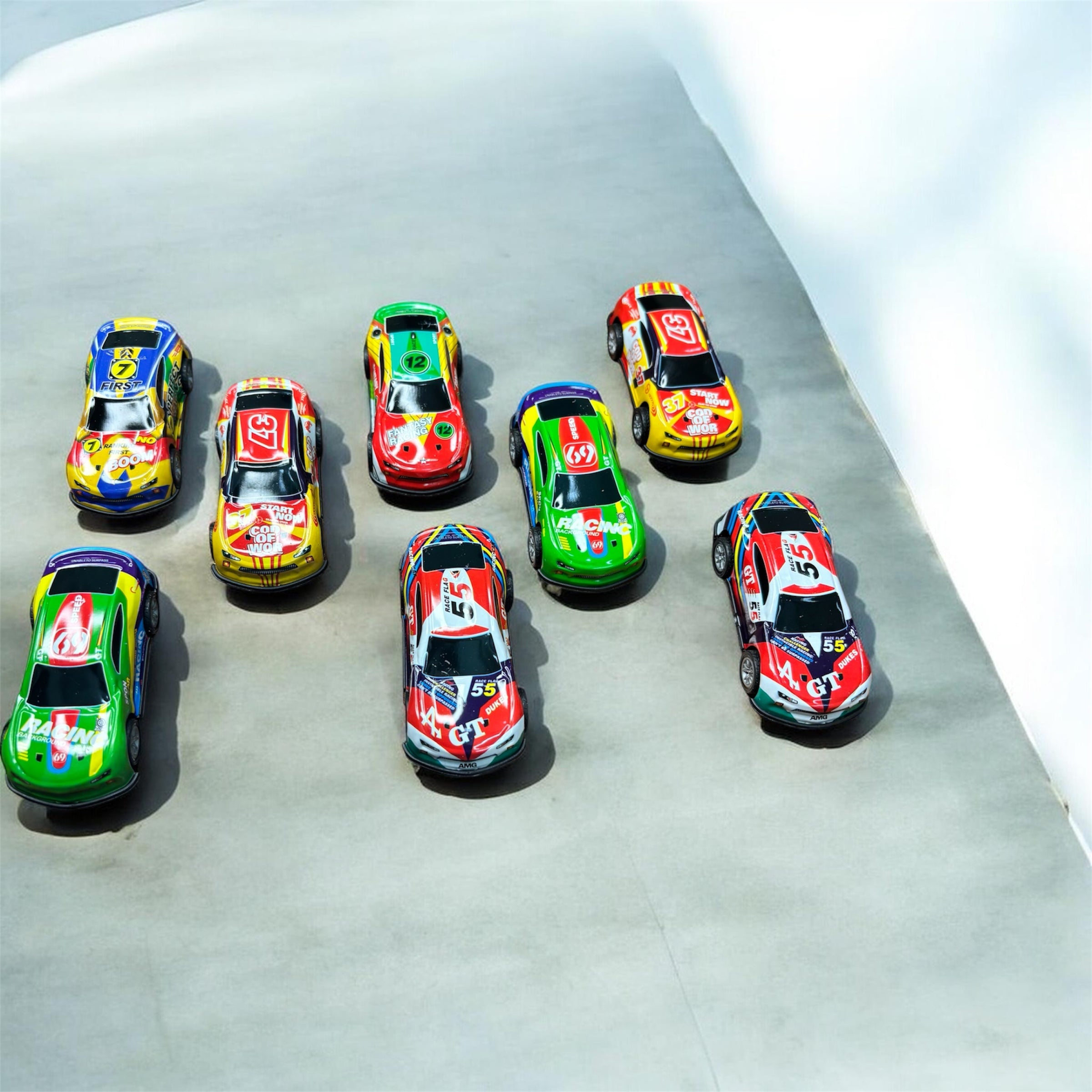 Mini Racing Cars Set – Pack of 12 Pull-Back Die-Cast Style Race Cars with Colourful Livery