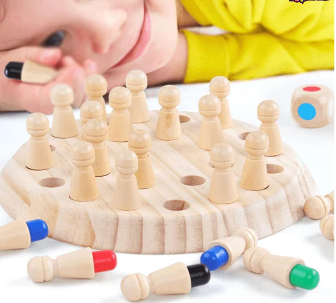 Memory chess wooden pegs and dice