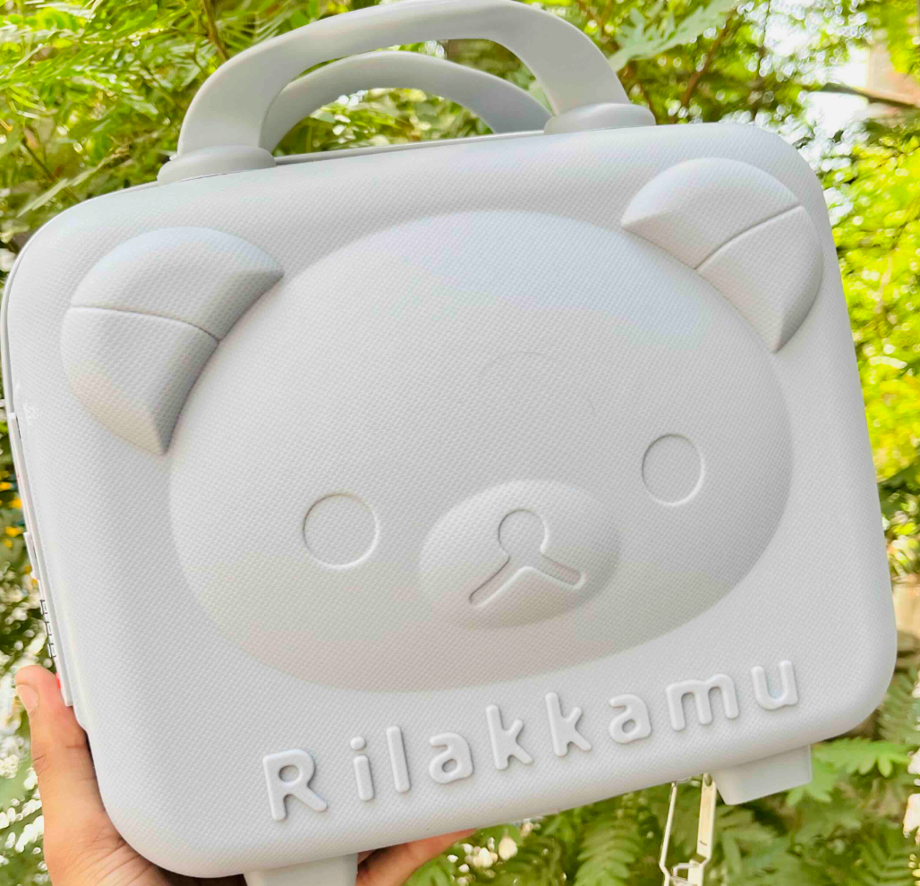 Bear face lockable vanity case - white/grey